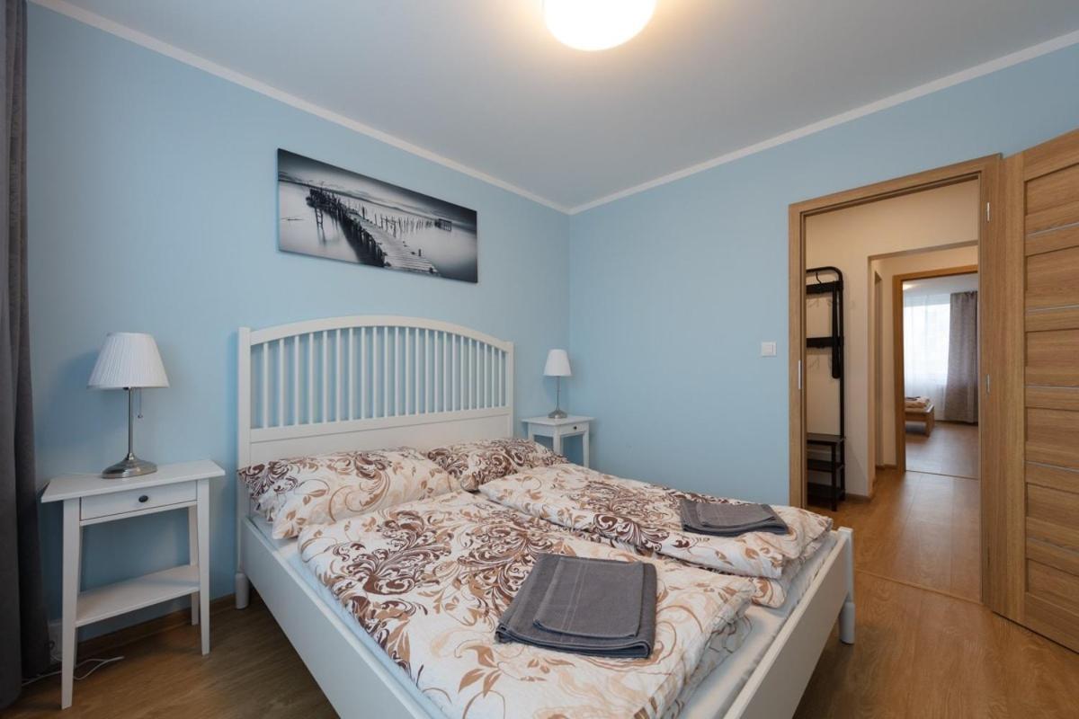Large Prosek - Your Second Home! Apartment Prague